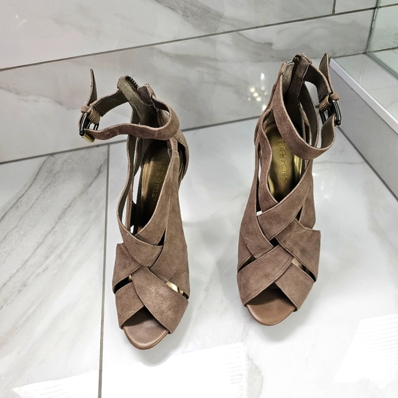 BCBGirls taupe suede heels - Picture 3 of 5